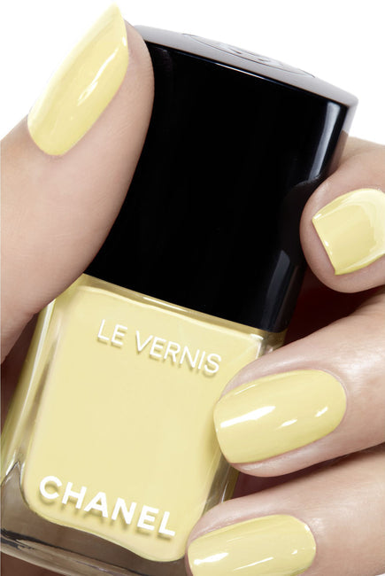 Chanel Le Vernis Nail Colour - Ovni