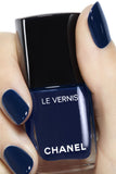 Chanel Le Vernis Nail Colour - Fugueuse
