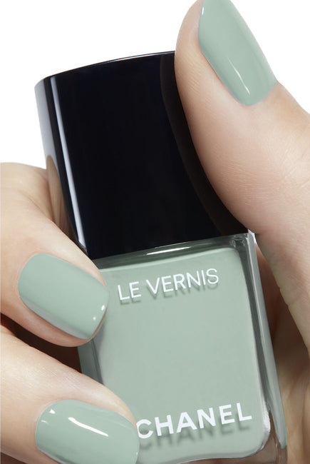 Chanel Le Vernis Nail Colour - Artiste