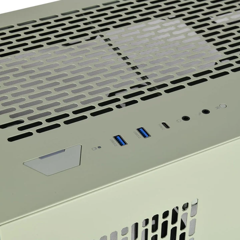 Gaming PC Ryzen 9 9950X, RTX 5090 32GB,RAM 64 GB