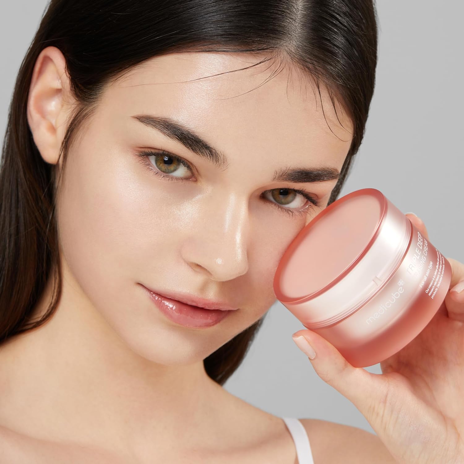 كريم ميديكيوب الثلاثي بالكولاجين - مرطب ومقوي للبشرة مع حمض الهيالورونيك والإيلاستين الممتاز وزبدة الشيا - يعالج التجاعيد ويعزز مرونتها - منتجات العناية بالبشرة الكورية كريم ميديكيوب الثلاثي بالكولاجين - مرطب ومقوي للبشرة مع حمض الهيالورونيك والإيلاستين الممتاز وزبدة الشيا - يعالج التجاعيد ويعزز مرونتها - منتجات العناية بالبشرة الكورية