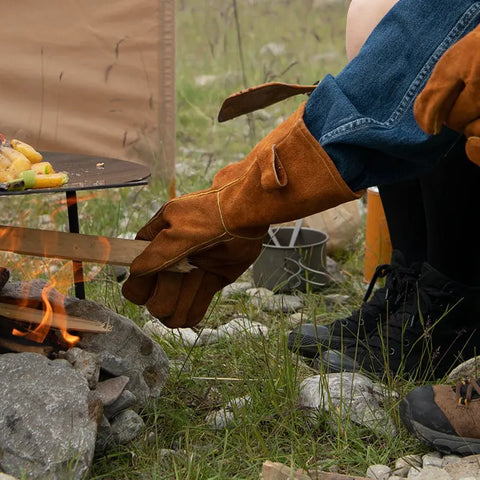 Naturehike GP-02 Flame Retardant Heat Insulation Gloves - Brown (Medium)