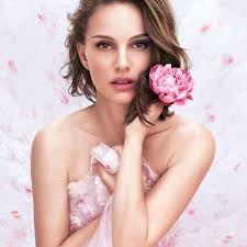 Dior Miss Dior Silky Body Mist For Her - 100 ml Dior Miss Dior Silky Body Mist For Her - 100 ml