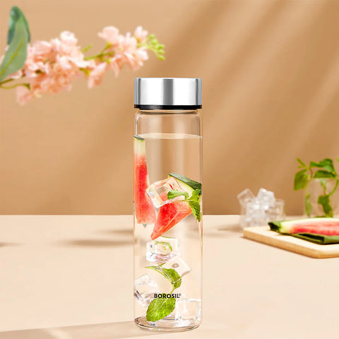 Borosil Neo 550ml Clear Borosilicate Glass Water Bottle, Scratch Resistant Airtight Leakproof Refrigerator Safe Dishwasher Safe Bottle for Water, Juice and Infused Drinks