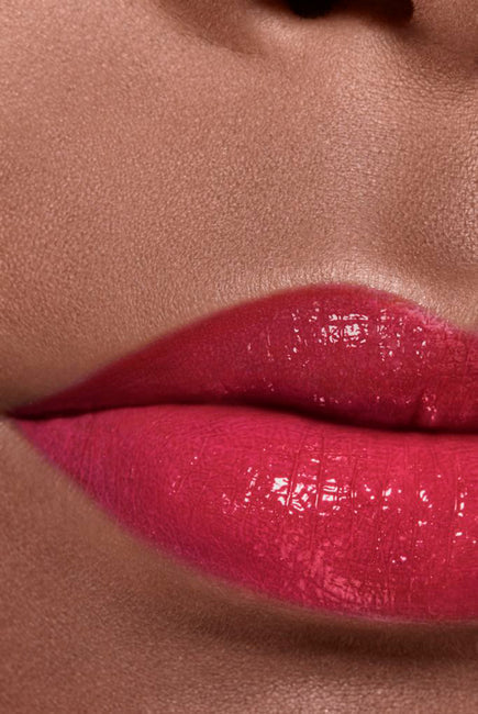 Chanel Rouge Coco Flash Colour, Shine, Intensity In A Flash Lipstick - 92 Amour