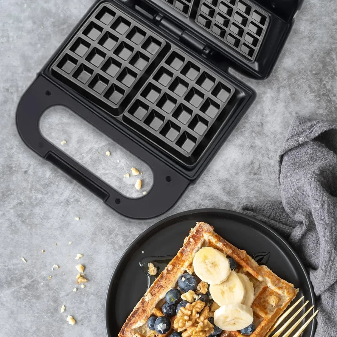 Sumo, Electric Waffle Maker with Dual Molds and Indicator Lights – SM-7223