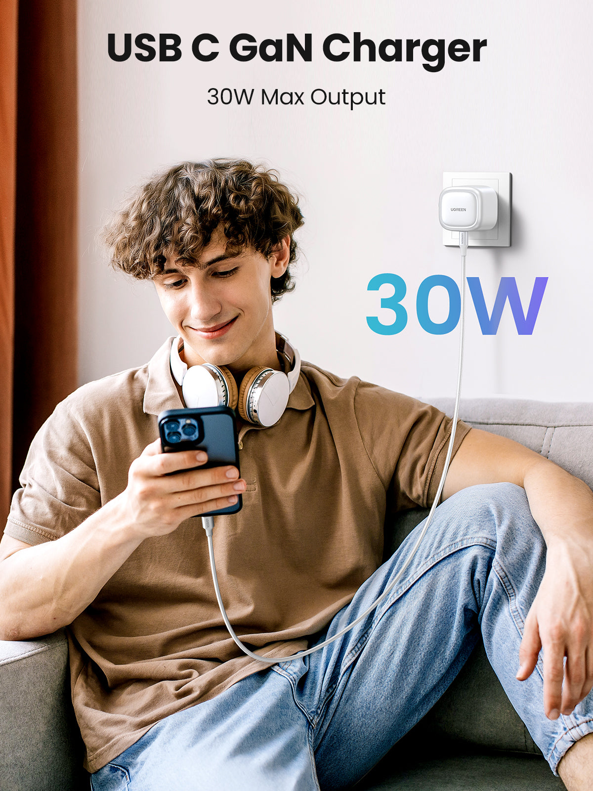 UGREEN Nexode 30W USB-C PD GaN Fast Charger UK -folding foot (White) CD305