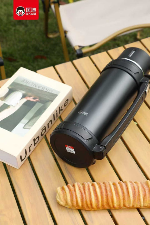 مطارة دي.كادي KD9110 سعة 2000 مل مع حزام حمل - أسود