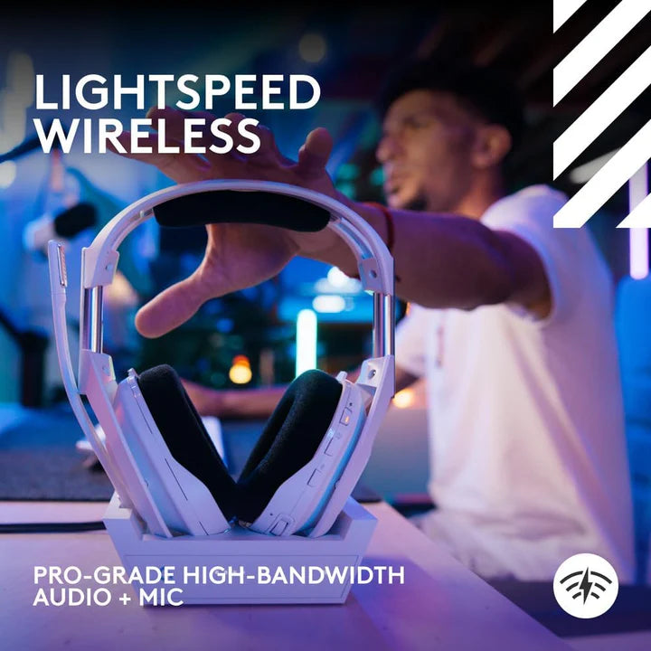 Logitech, Astro A50 X LIGHTSPEED Wireless Gaming Headset + Base Station, PRO-G GRAPHENE, PLAYSYNC, Xbox Series X|S + PS5 + PC/mac - White