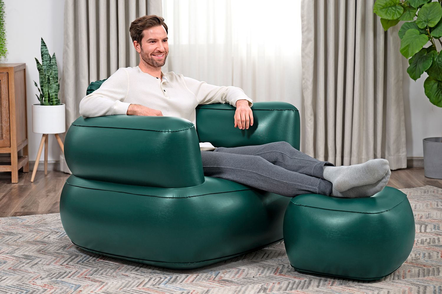 Bestway Comfi Cube Inflatable Lounge Chair, 1.07m x 99cm x 80cm (Chair, Repair Patch, 2 Assorted Colors)