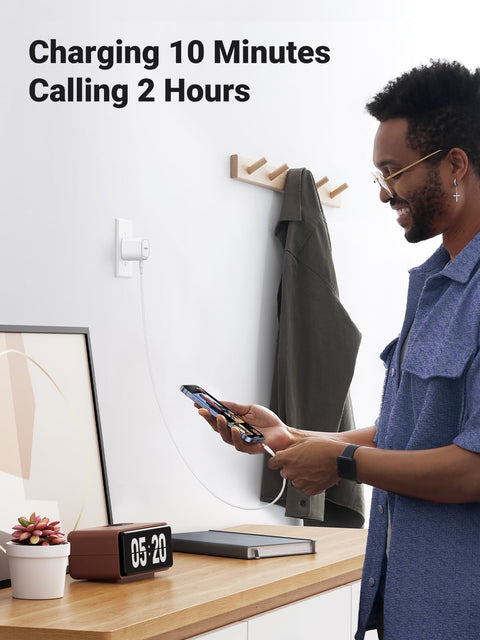 UGREEN USB-C Fast Charger 40W UK -folding foot CD243