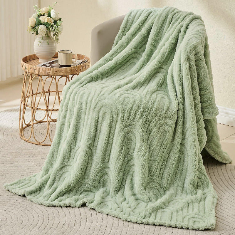 Wajade Fleece Throw Blanket, Fluffy Faux Fur Blanket for Bed Sofa Couch, Soft Warm Thick Blanket,Size 200X230 CM