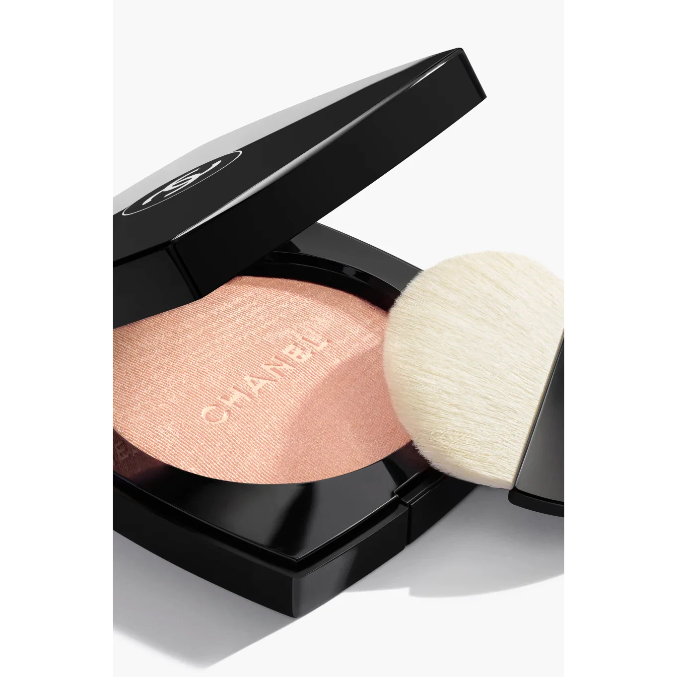 Chanel Poudre Lumiere Illuminating Powder - 30 Rosy Gold