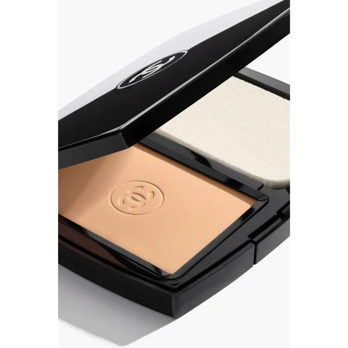 Chanel Ultra Le Teint Ultrawear All Day Comfort Flawless Finish Compact Foundation - B60