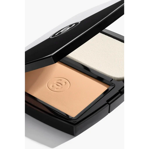 Chanel Ultra Le Teint Ultrawear All Day Comfort Flawless Finish Compact Foundation - B60