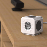PowerCube Extended Monitor UK بطول 1.5 م – مشترك كهرباء مكعّب بـ4 مقابس مع شاشة لقياس استهلاك الطاقة