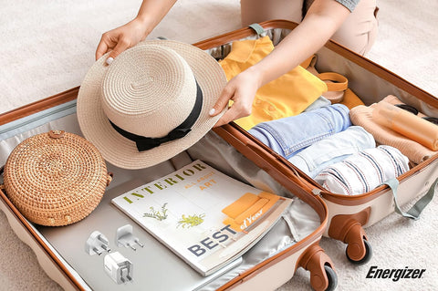 Ultimate 20W PD/QC Wall Charger with Universal Plug- White