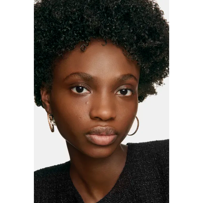 Chanel Les Beiges Foundation Healthy Glow Foundation Hydration And Longwear - B140