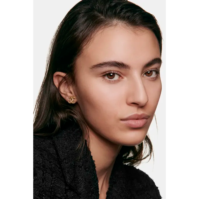 Chanel Les Beiges Foundation Healthy Glow Foundation Hydration And Longwear - BR42