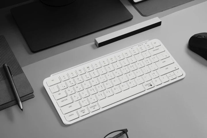 Keychron, B1 Pro Ultra-Slim Wireless 75% ZMK Custom Keyboard for Windows & Mac, English/Arabic - Ivory White