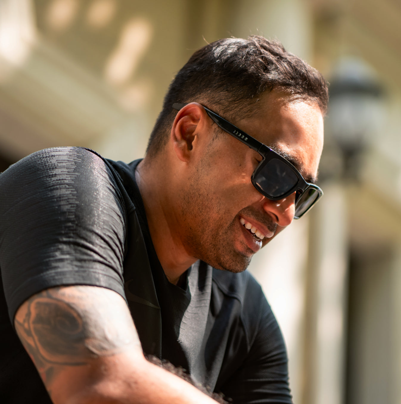 Chamelo Prime Slider HVL Smart Sunglasses with Dual Tint Adjustment & Partial Polarization - Smoke Mirror / Matte Black Frame