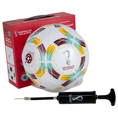 FIFA 200104, Football Gift Set - Size 5 Ball With 17 cm Pump