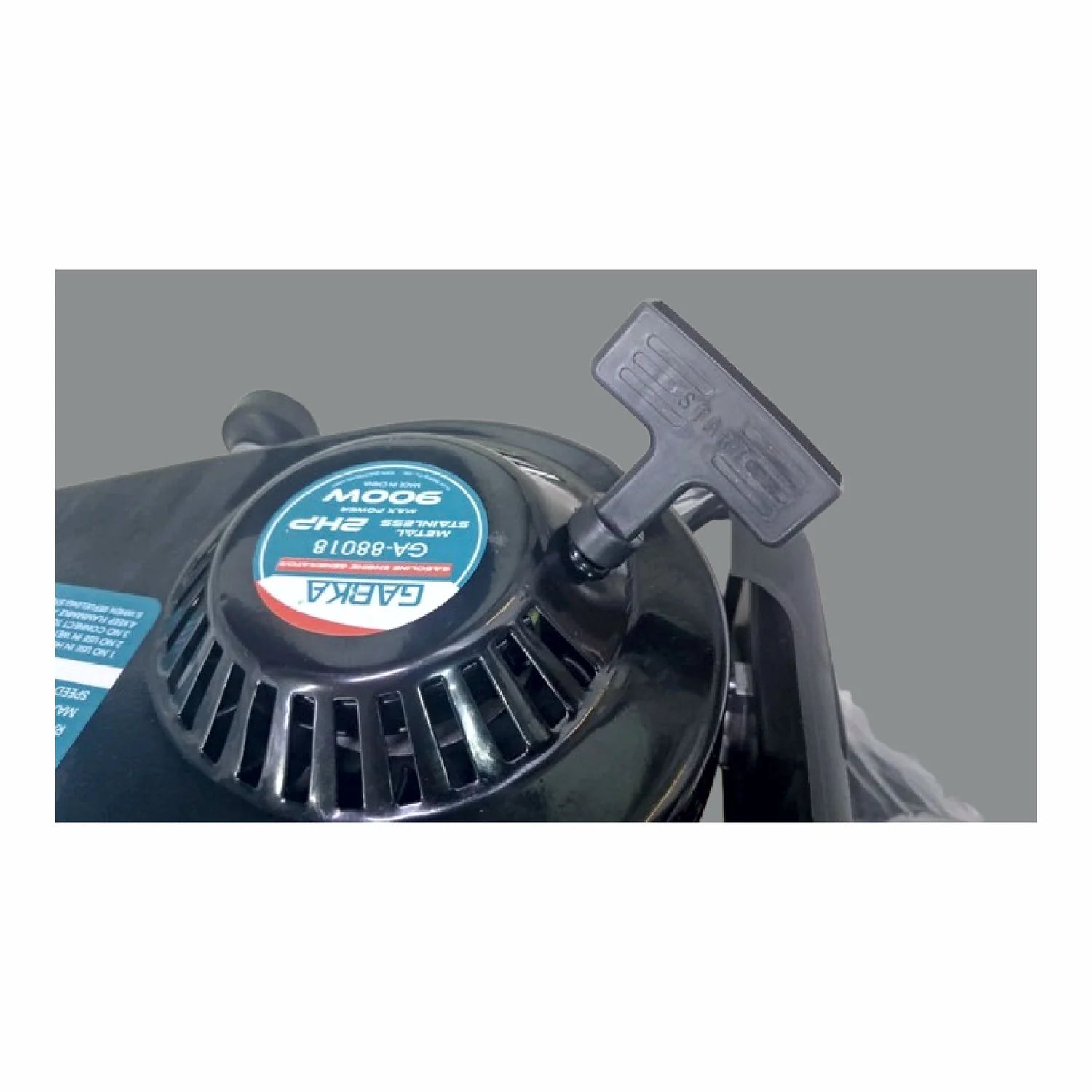 مولد بنزين محمول من غابكا بقوة 900 واط، مزود بمحرك 2 حصان سعة 63 سم مكعب، ومخرج 220 فولت