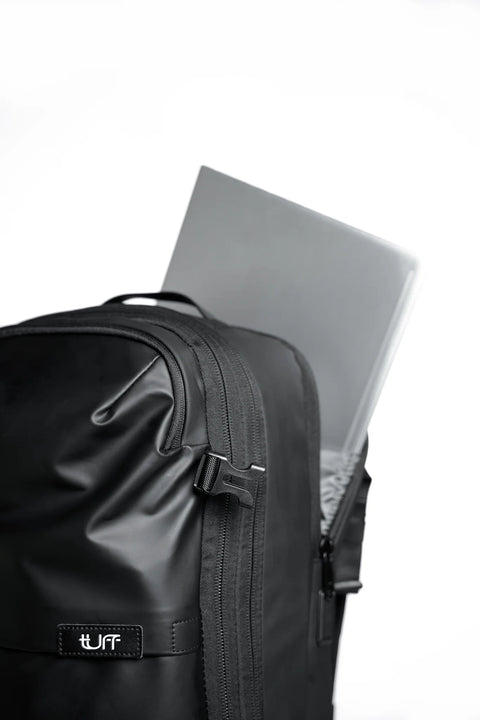 TUFF Smart Travel & Gym Bag with Vacuum Compression & USB Charging