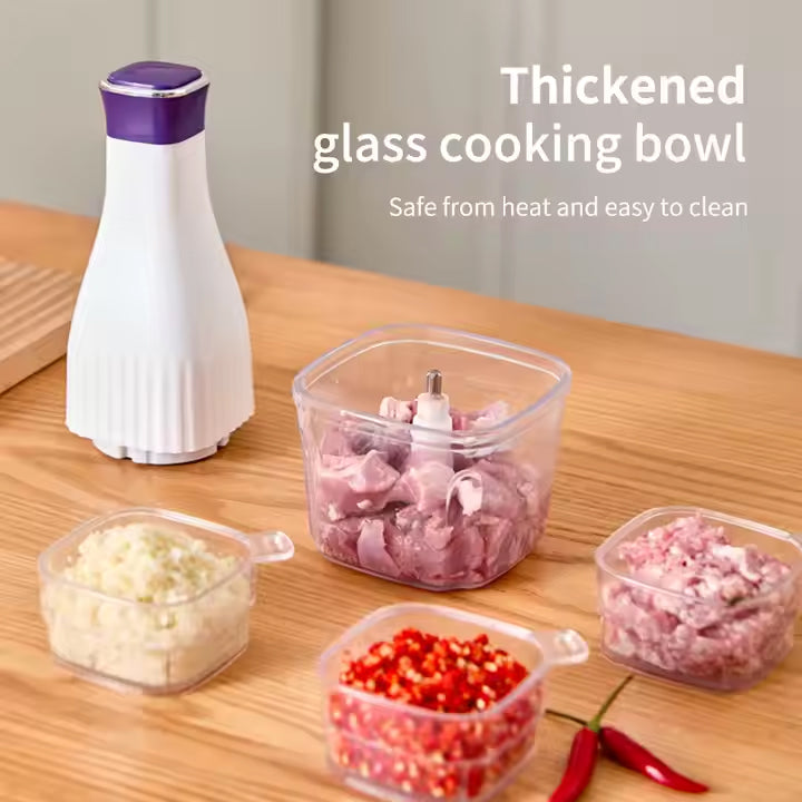 KKF، مفرمة طعام كهربائية صغيرة ومفرمة لحم 250 واط بشفرة من الفولاذ المقاوم للصدأ، سعة 0.6 لتر و4 حاويات تخزين