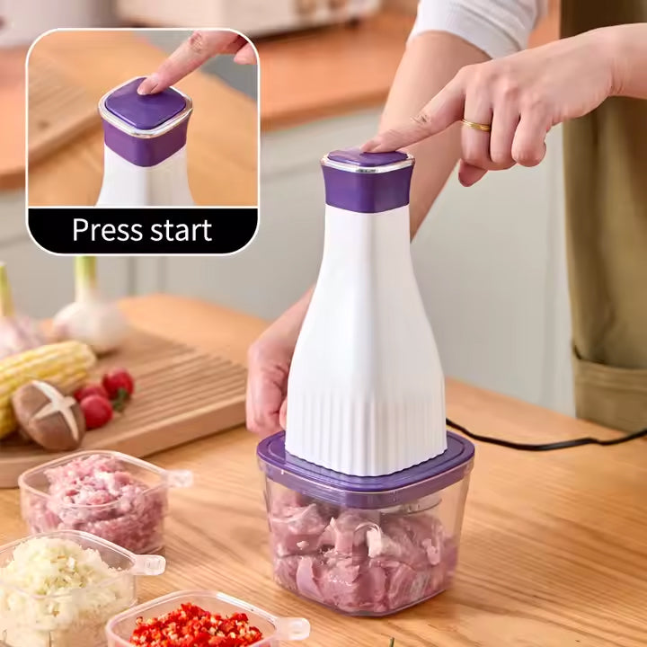 KKF، مفرمة طعام كهربائية صغيرة ومفرمة لحم 250 واط بشفرة من الفولاذ المقاوم للصدأ، سعة 0.6 لتر و4 حاويات تخزين