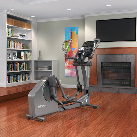 Life Fitness E3 Elliptical Cross-Trainer with Track Connect 2.0