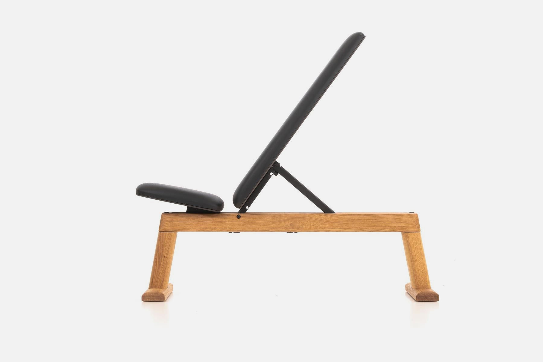 NOHRD WeightBench Oak, Genuine Leather – Black