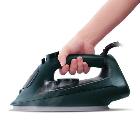 مكواة بخار باناسونيك 2400 واط، 300 مل - NI-U450GTH