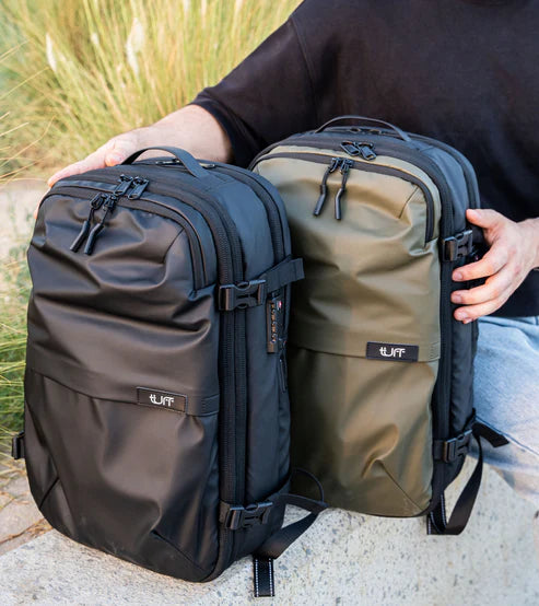 TUFF Smart Travel & Gym Bag with Vacuum Compression & USB Charging