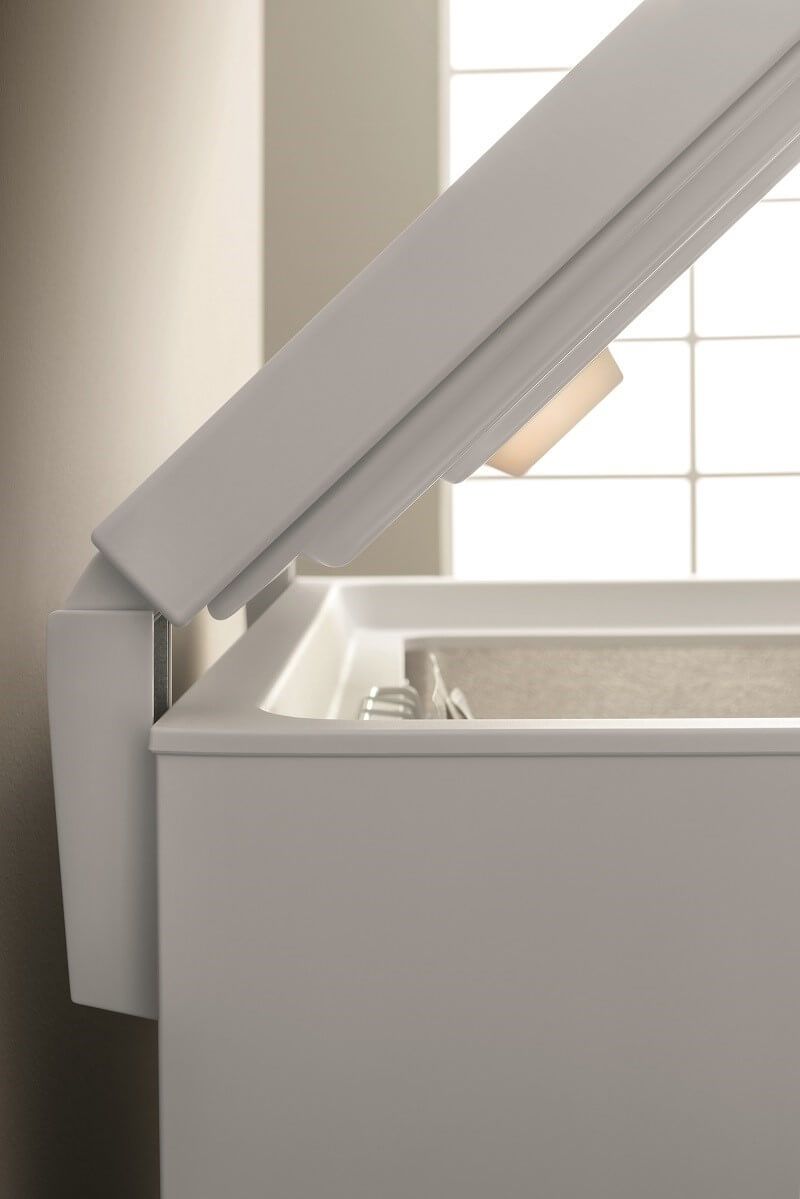 أريستون، فريزر صندوقي 251 لتر، 9 قدم مكعب مع التجميد الفائق وتحكم ميكانيكي – أبيض