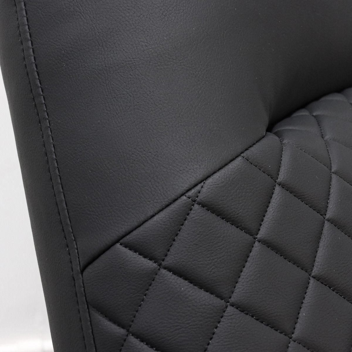 GamerTek Chill Pod - Black Edition