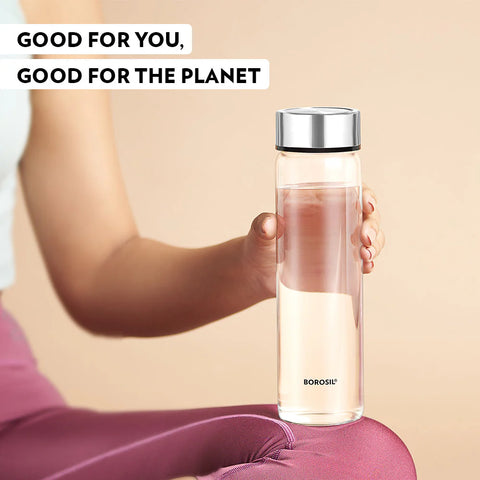 Borosil Neo 550ml Clear Borosilicate Glass Water Bottle, Scratch Resistant Airtight Leakproof Refrigerator Safe Dishwasher Safe Bottle for Water, Juice and Infused Drinks