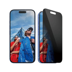 PanzerGlass® Privacy Screen Protector Privacy iPhone 16 | Ultra-Wide Fit