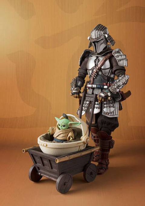SH Figuarts Ronin Mandalorian™ & Grogu™ (Beskar Armor) Figure